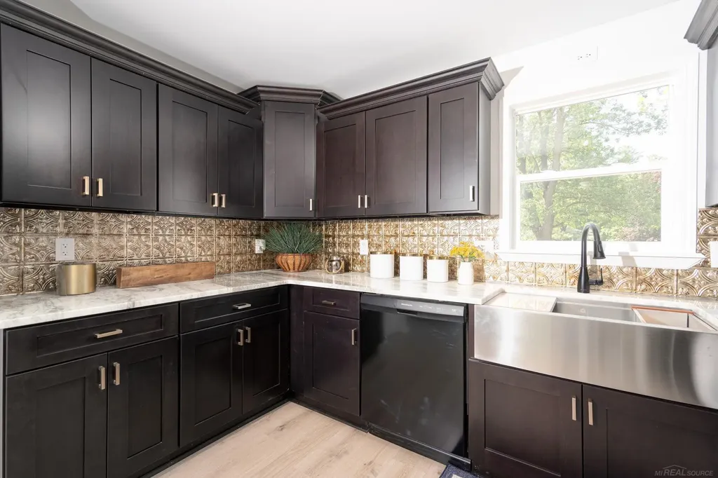 3910 Cribbins Road Clyde Township MI 48049