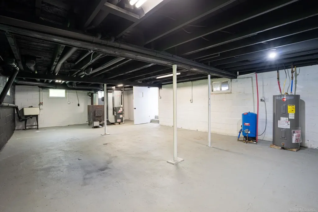 3910 Cribbins Road Clyde Township MI 48049