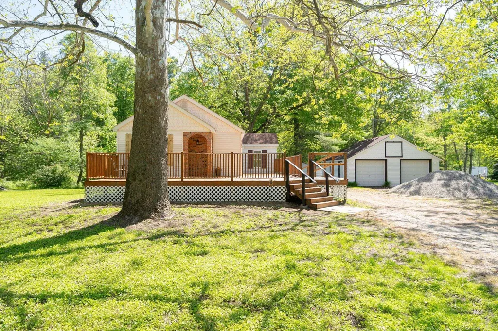 3910 Cribbins Road Clyde Township MI 48049