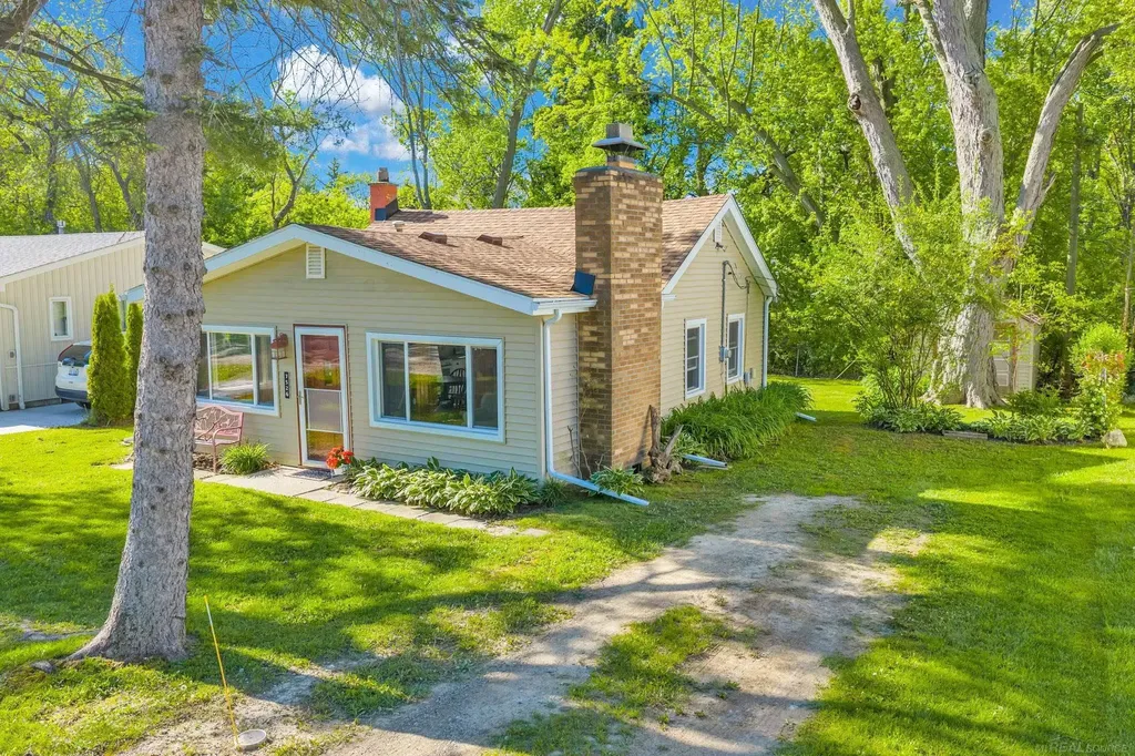7526 Elmwood Road Worth Township MI 48450