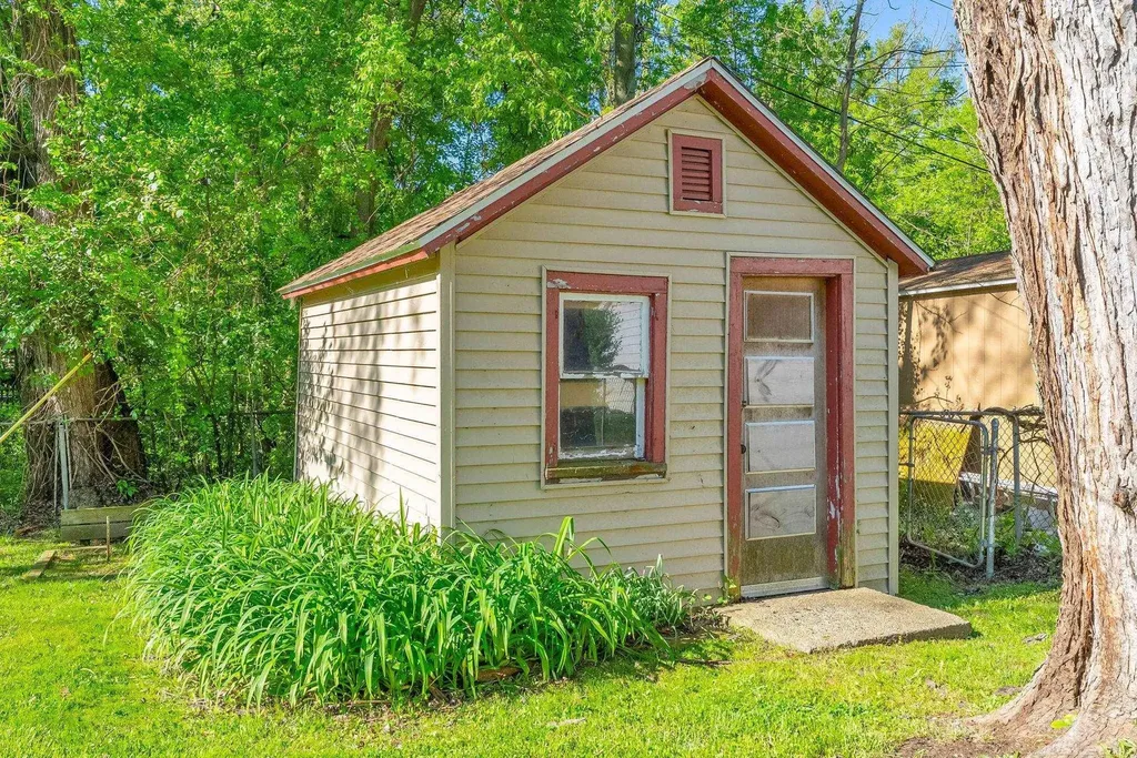 7526 Elmwood Road Worth Township MI 48450