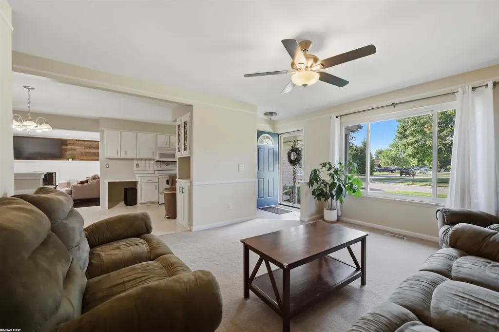15366 Van Meter Drive Macomb Township MI 48044