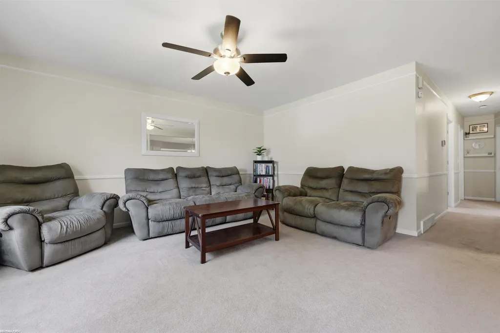 15366 Van Meter Drive Macomb Township MI 48044