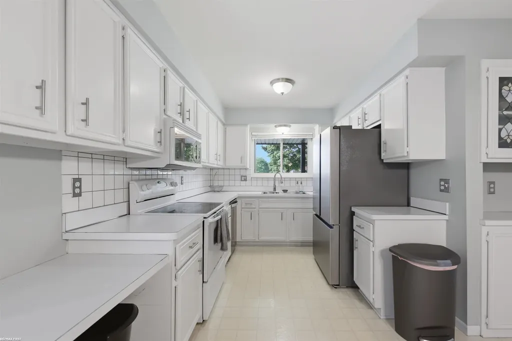 15366 Van Meter Drive Macomb Township MI 48044