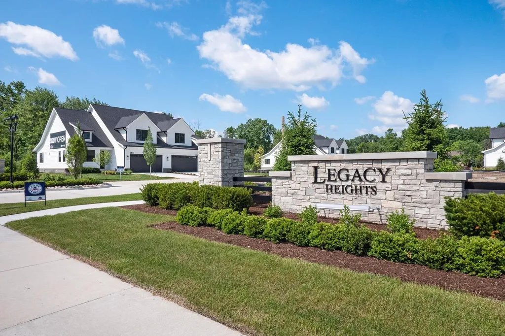 5874 Heights Drive Sterling Heights City MI 48314
