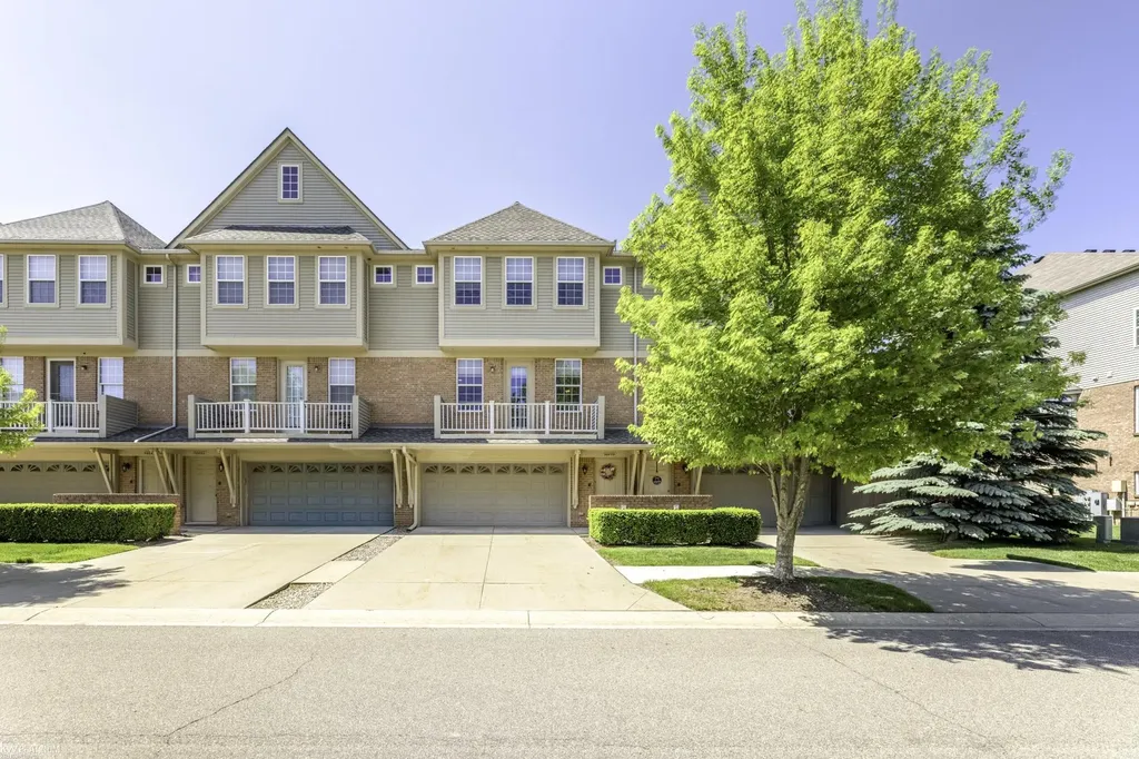 56659 Long Island Drive Shelby Charter Township MI 48316
