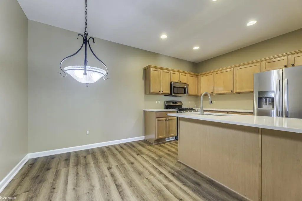 56659 Long Island Drive Shelby Charter Township MI 48316