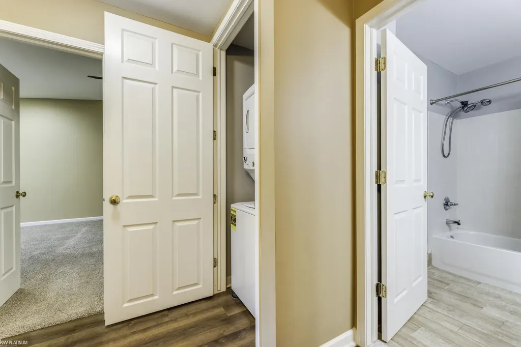 56659 Long Island Drive Shelby Charter Township MI 48316
