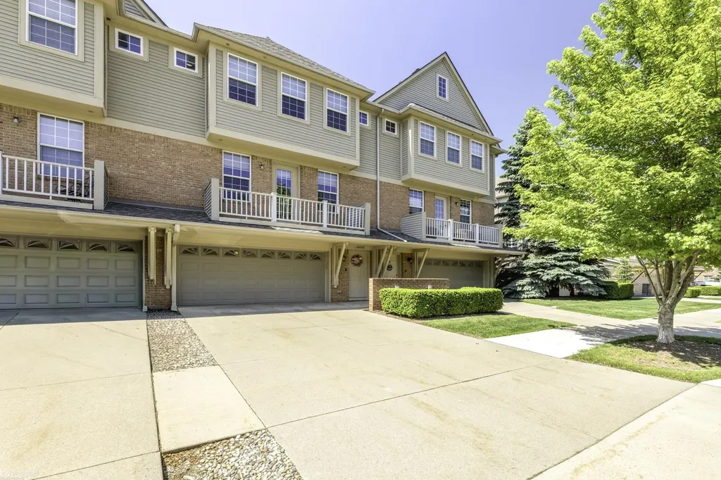 56659 Long Island Drive Shelby Charter Township MI 48316