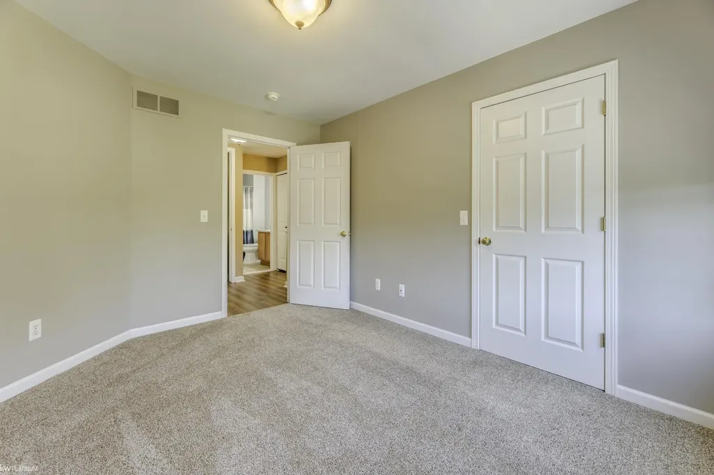 56659 Long Island Drive Shelby Charter Township MI 48316