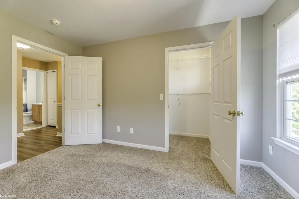 56659 Long Island Drive Shelby Charter Township MI 48316