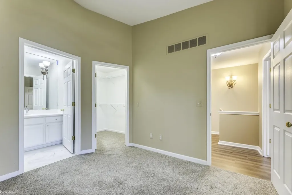 56659 Long Island Drive Shelby Charter Township MI 48316