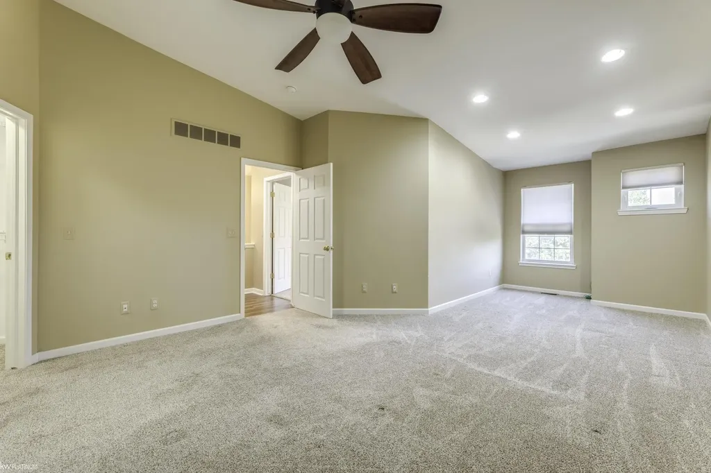 56659 Long Island Drive Shelby Charter Township MI 48316