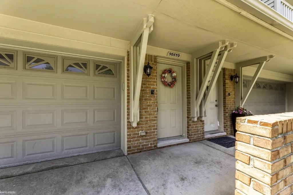 56659 Long Island Drive Shelby Charter Township MI 48316