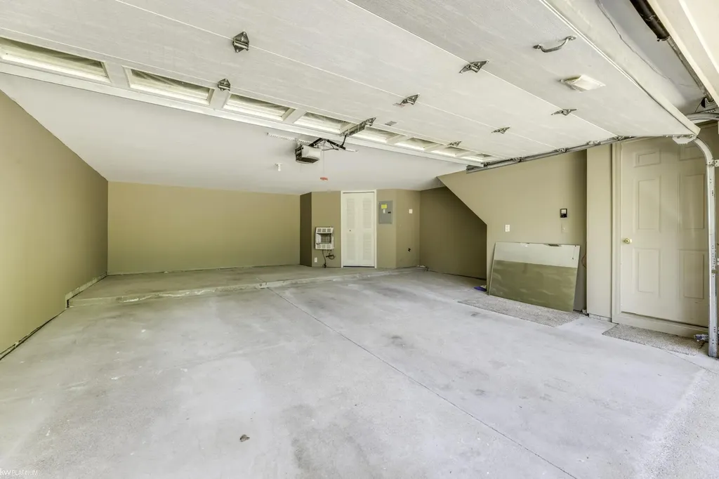 56659 Long Island Drive Shelby Charter Township MI 48316