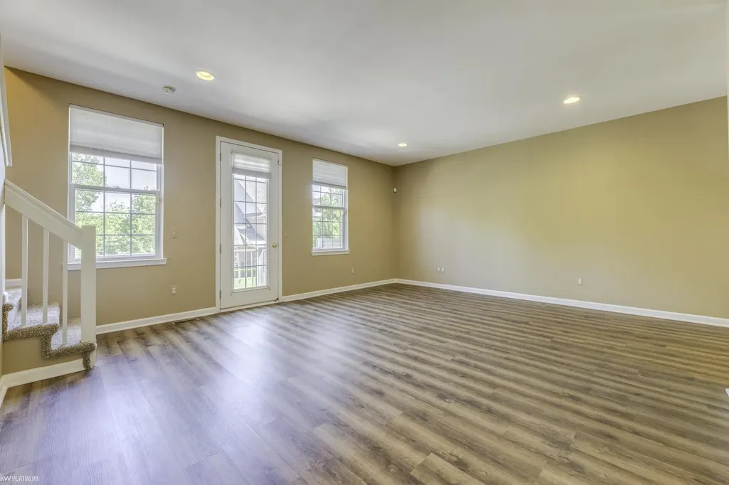 56659 Long Island Drive Shelby Charter Township MI 48316