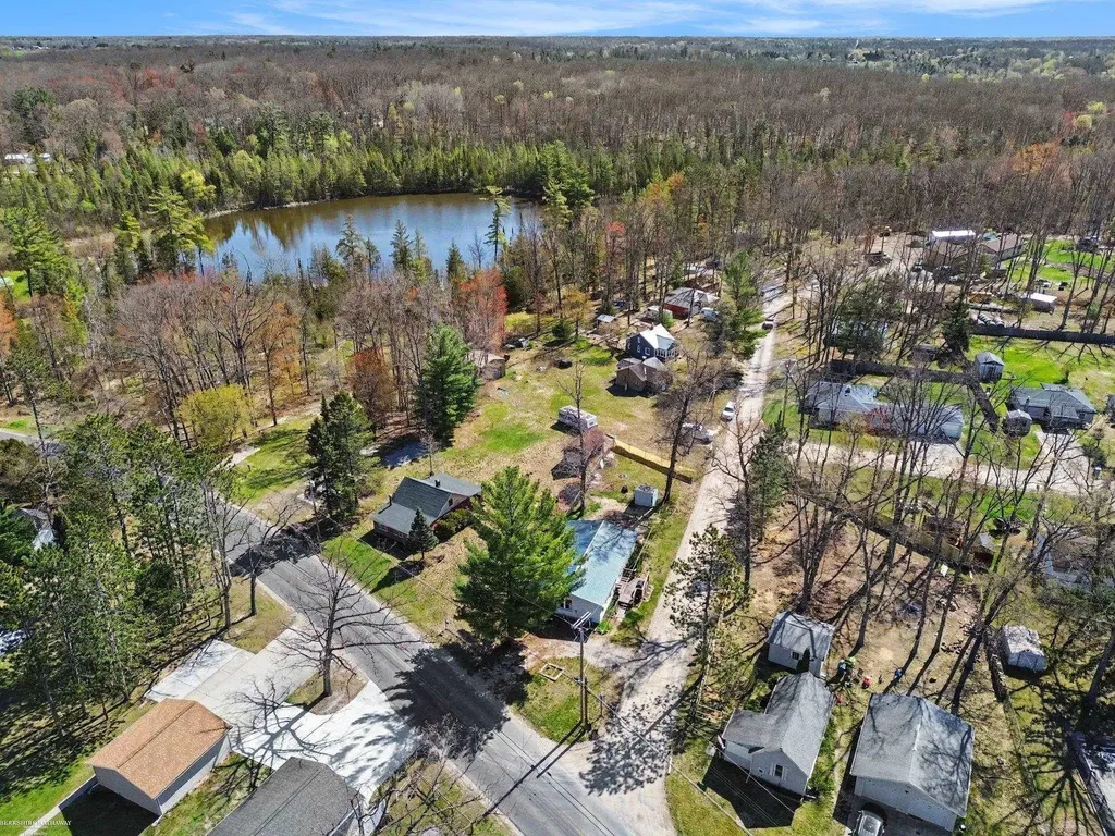 4997 Lucinda Drive Mills Township MI 48756