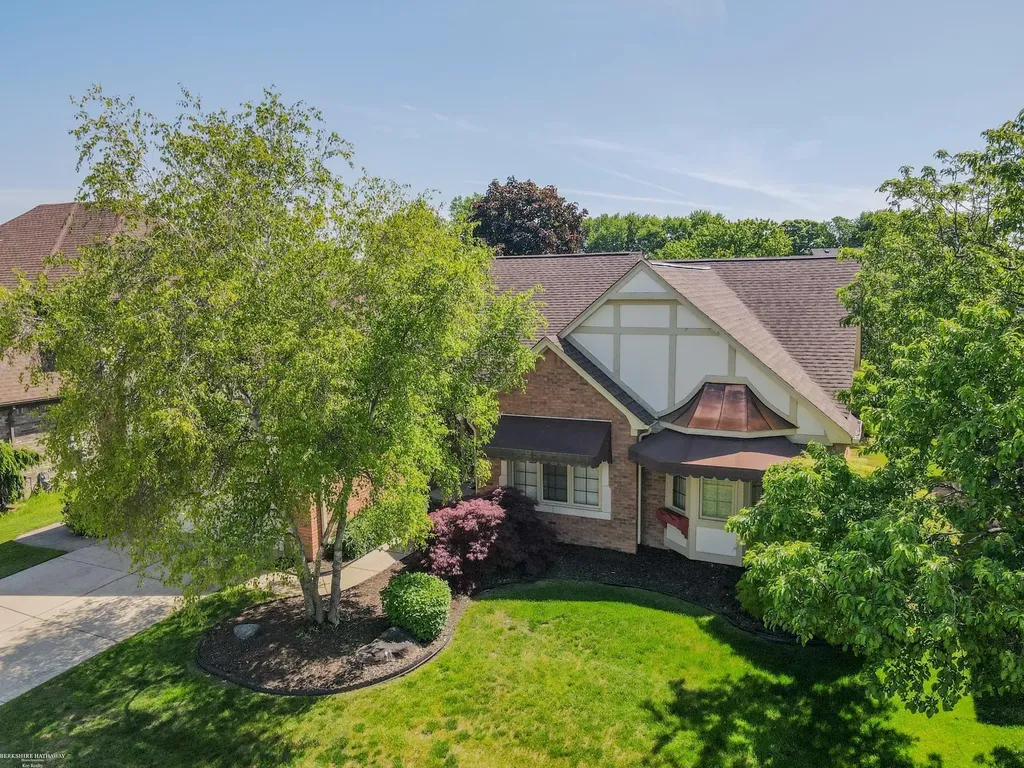 52294 Bryan Michael Drive Macomb Township MI 48042