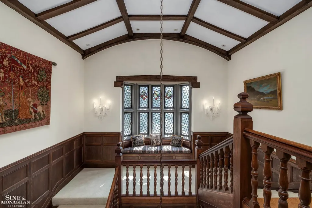 257 Ridge Road Grosse Pointe Farms City MI 48236