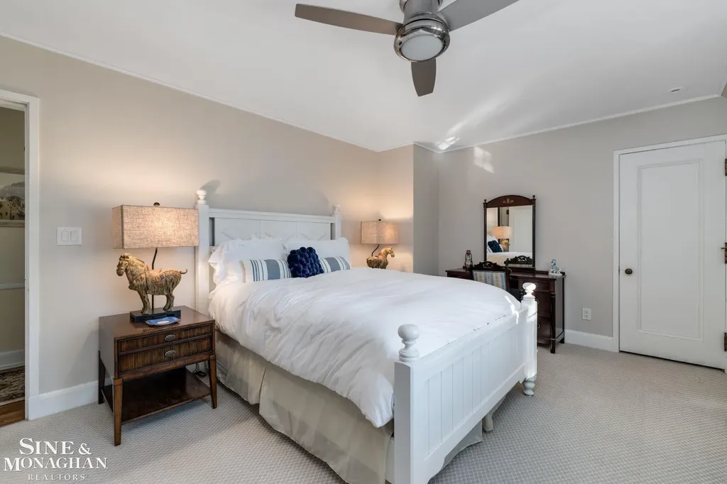 257 Ridge Road Grosse Pointe Farms City MI 48236