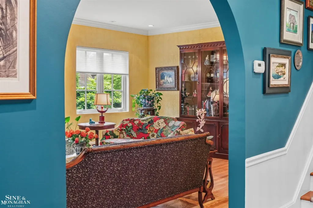 1251 Yorkshire Road Grosse Pointe Park City MI 48230