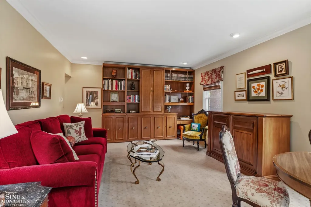 1251 Yorkshire Road Grosse Pointe Park City MI 48230