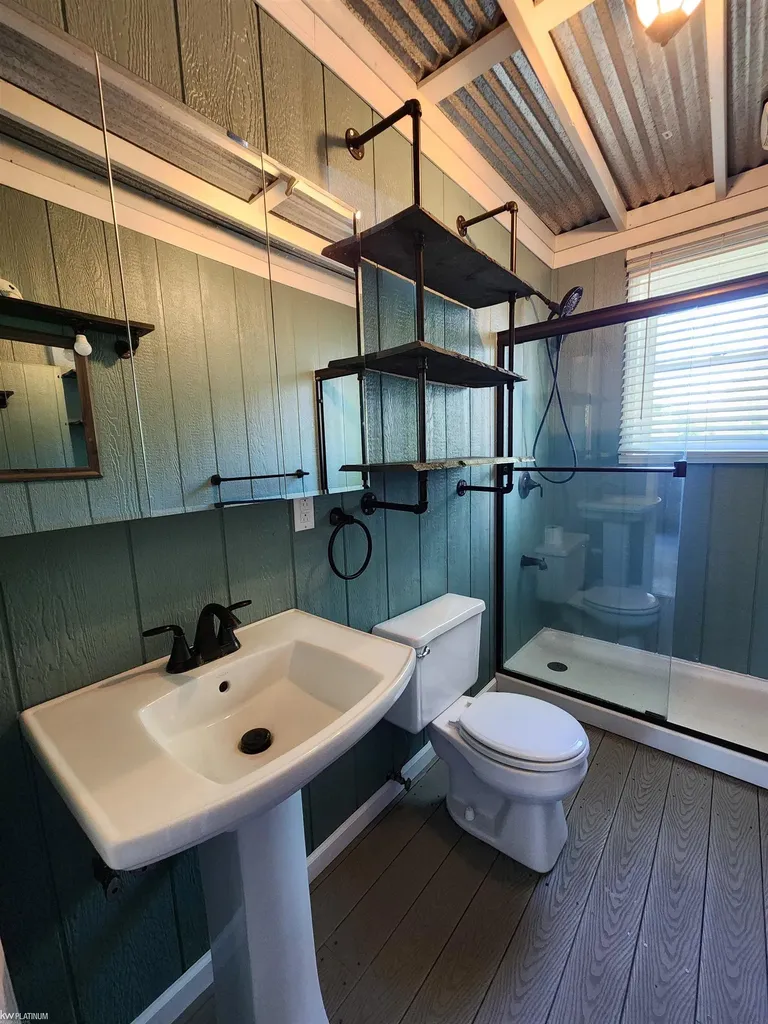 5045 Parker Road Fort Gratiot Charter Township MI 48059