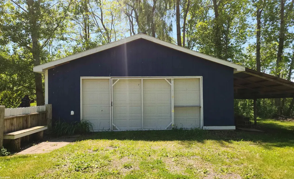 5045 Parker Road Fort Gratiot Charter Township MI 48059