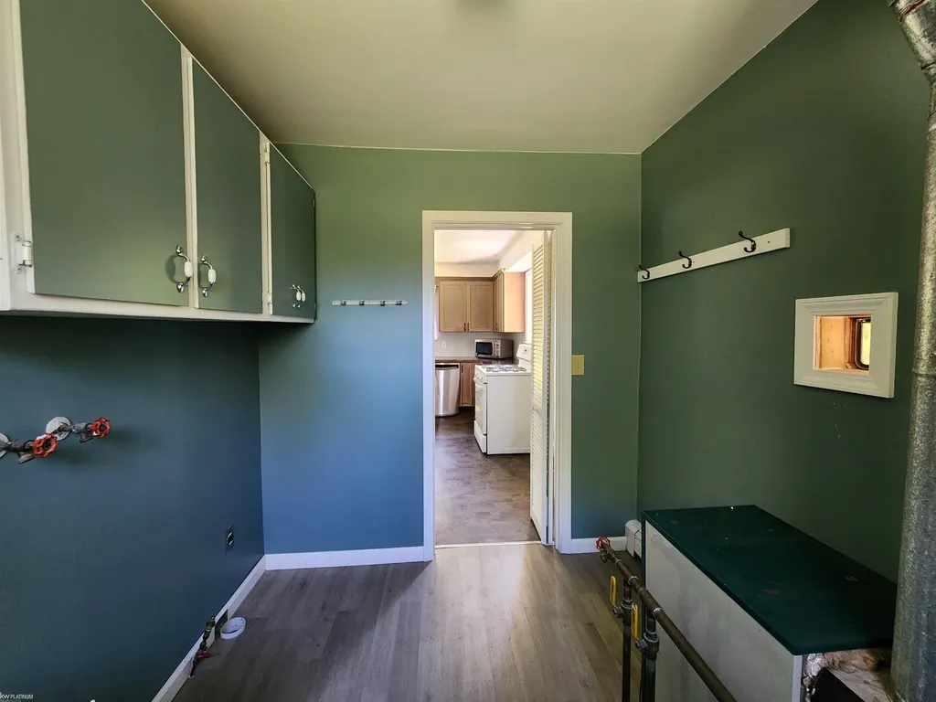5045 Parker Road Fort Gratiot Charter Township MI 48059