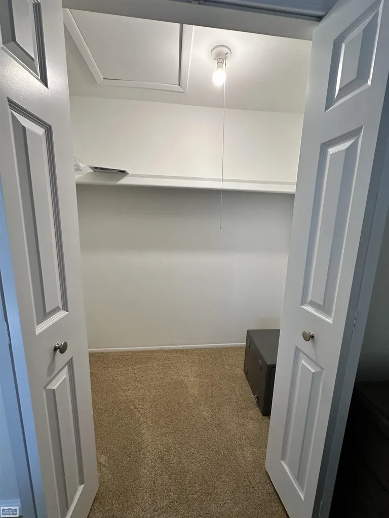 36171 Pompano Drive Sterling Heights City MI 48310