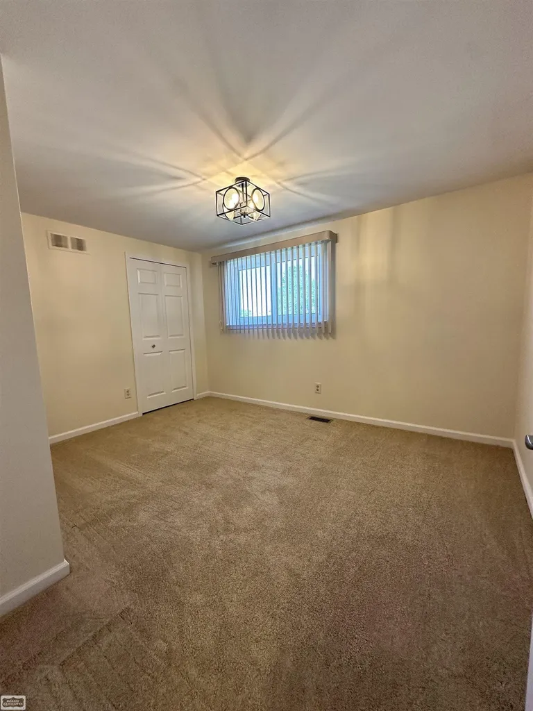 36171 Pompano Drive Sterling Heights City MI 48310