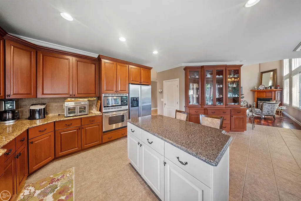 13046 Partridge Run Drive Shelby Charter Township MI 48315