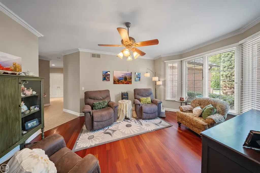 13046 Partridge Run Drive Shelby Charter Township MI 48315
