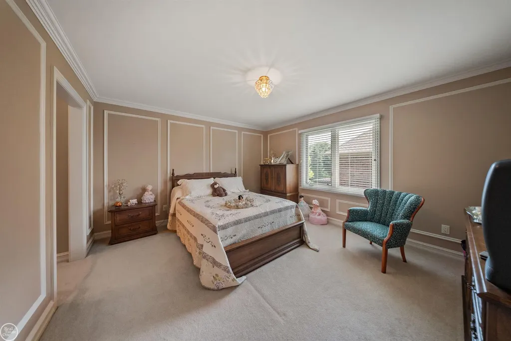 13046 Partridge Run Drive Shelby Charter Township MI 48315