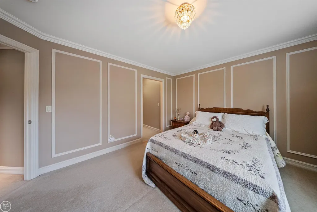 13046 Partridge Run Drive Shelby Charter Township MI 48315