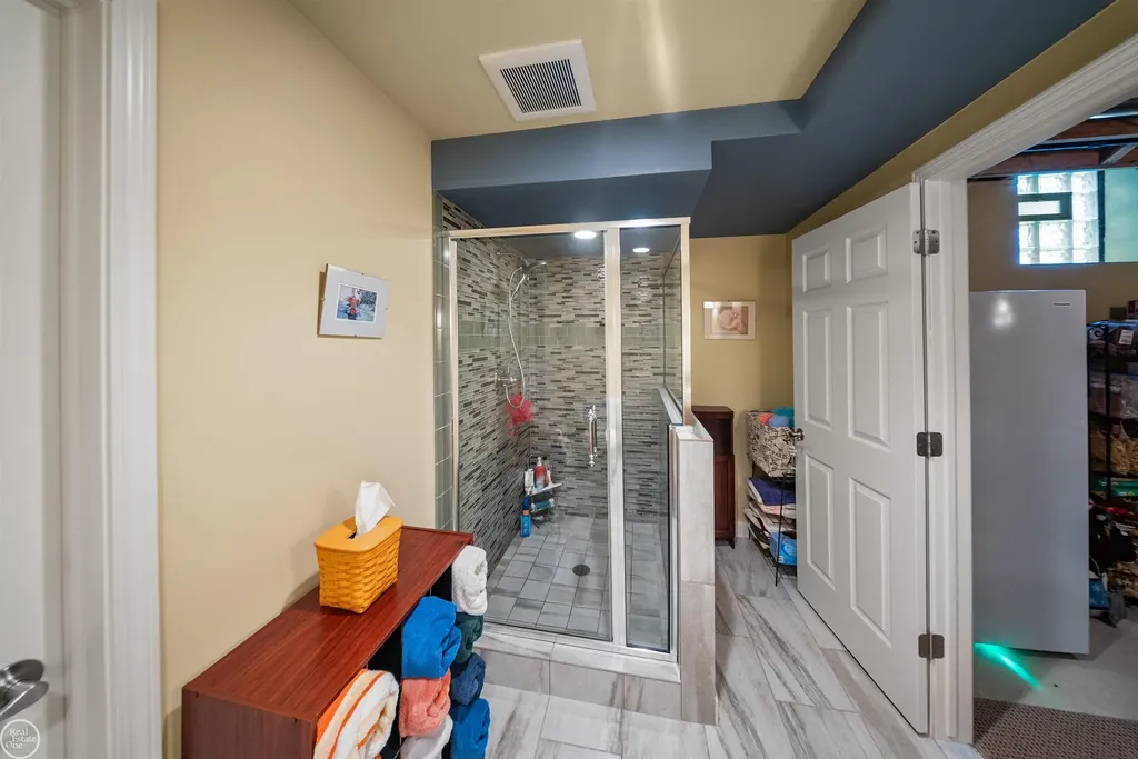 13046 Partridge Run Drive Shelby Charter Township MI 48315