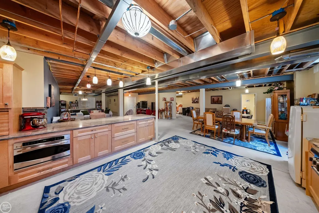 13046 Partridge Run Drive Shelby Charter Township MI 48315