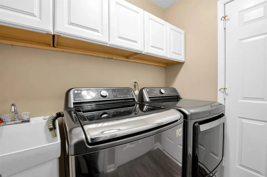 57016 Megan Dr Drive Washington Township MI 48094