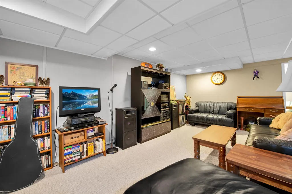 57016 Megan Dr Drive Washington Township MI 48094