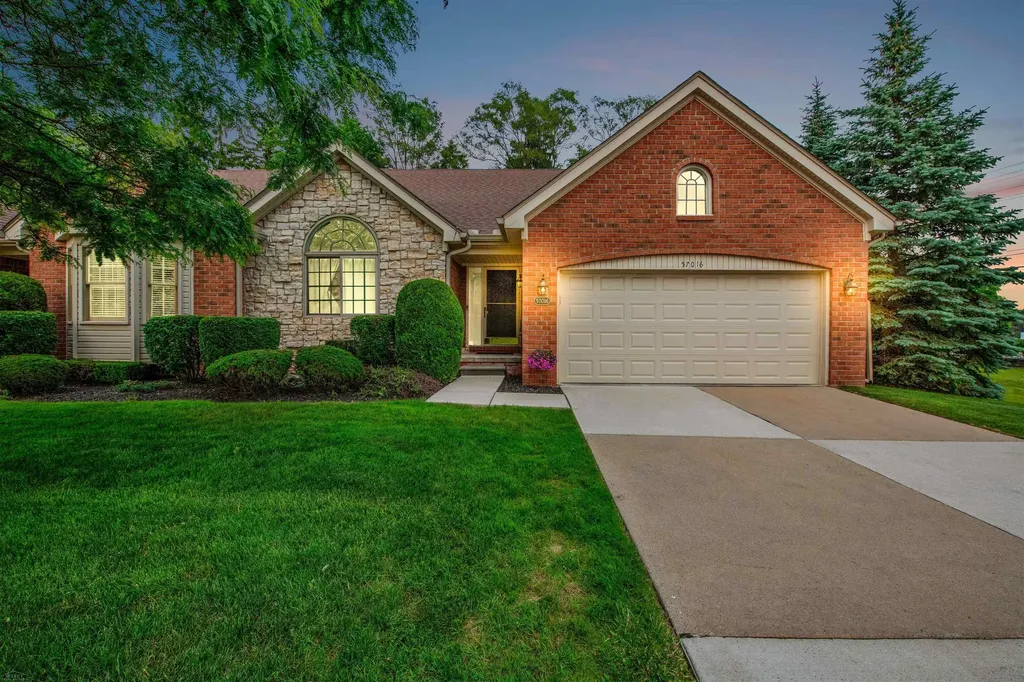 57016 Megan Dr Drive Washington Township MI 48094