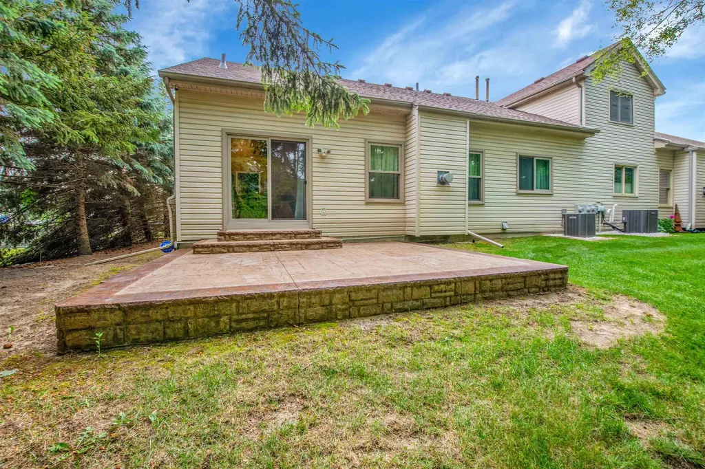 57016 Megan Dr Drive Washington Township MI 48094