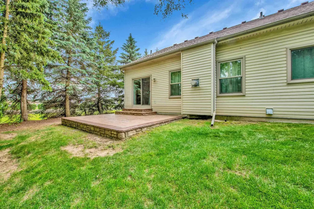 57016 Megan Dr Drive Washington Township MI 48094