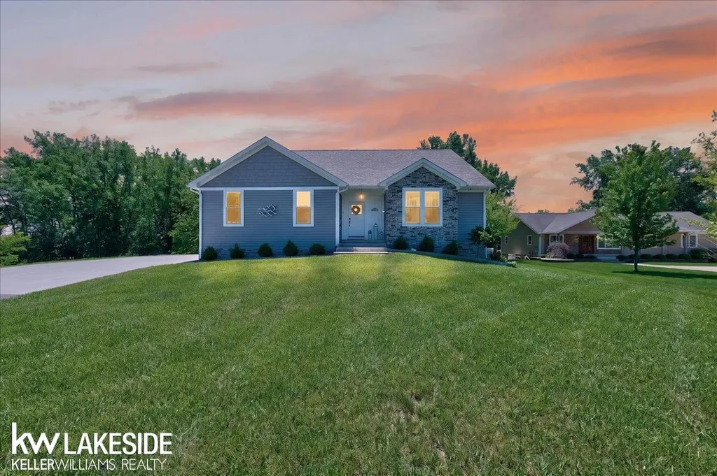 6695 West Street Caseville City MI 48725