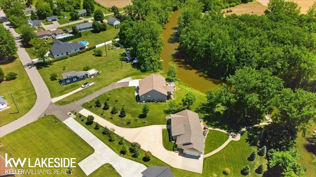 6695 West Street Caseville City MI 48725