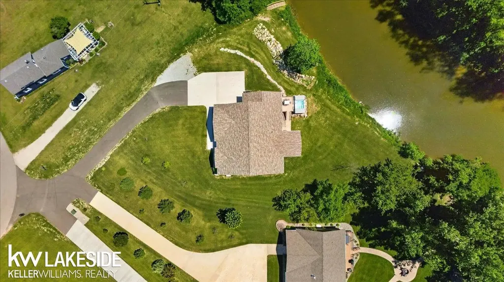 6695 West Street Caseville City MI 48725