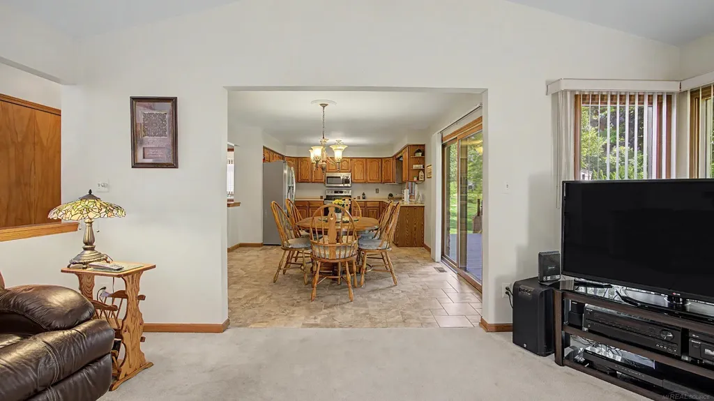 53240 Hillside Drive Shelby Charter Township MI 48316
