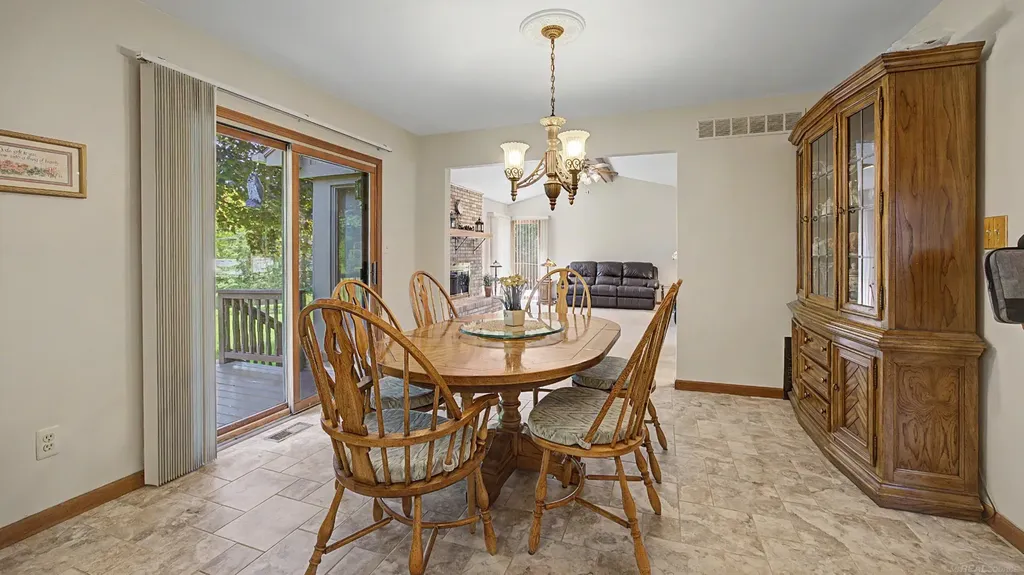 53240 Hillside Drive Shelby Charter Township MI 48316