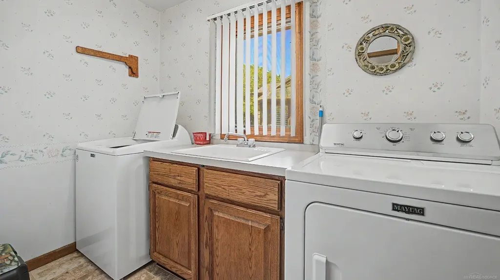 53240 Hillside Drive Shelby Charter Township MI 48316