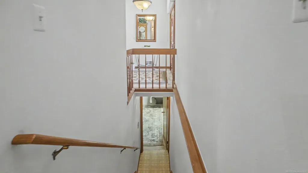 53240 Hillside Drive Shelby Charter Township MI 48316