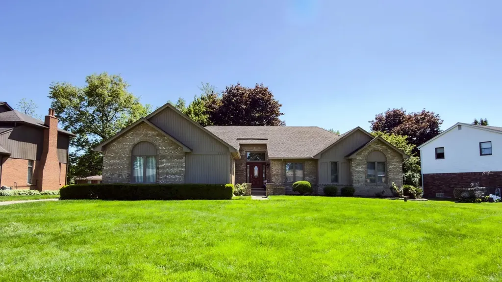 53240 Hillside Drive Shelby Charter Township MI 48316